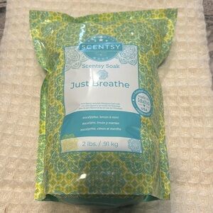 Just Breathe Scentsy Soak 2lbs